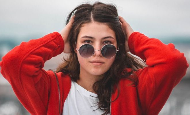 Tips for picking the Perfect Sunglasses for your hair and face shape