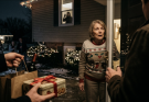 My Mother Invited Me Home for Christmas After 5 Years—But She Never Expected My Father’s Final Secret to Be Revealed